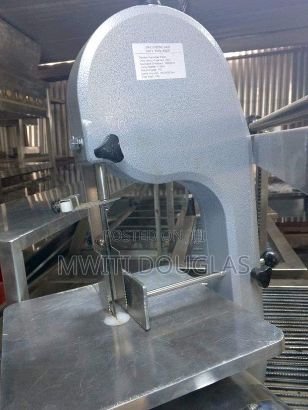 Durable and Affordable Bone Saw