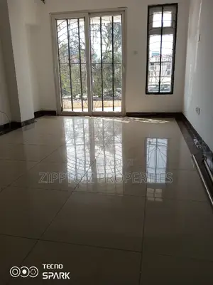 3bdrm Apartment in Madaraka for rent