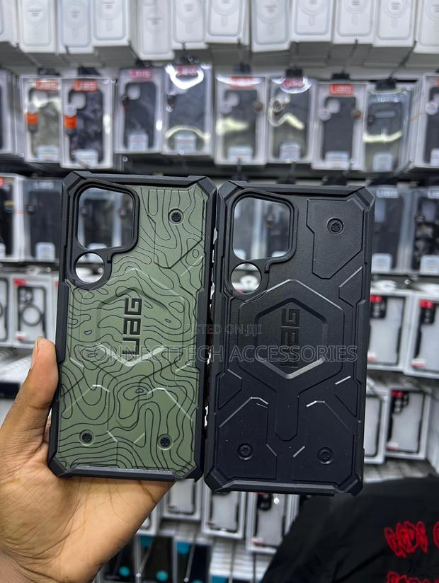 Samsung Galaxy S24 Ultra UAG Pathfinder Case