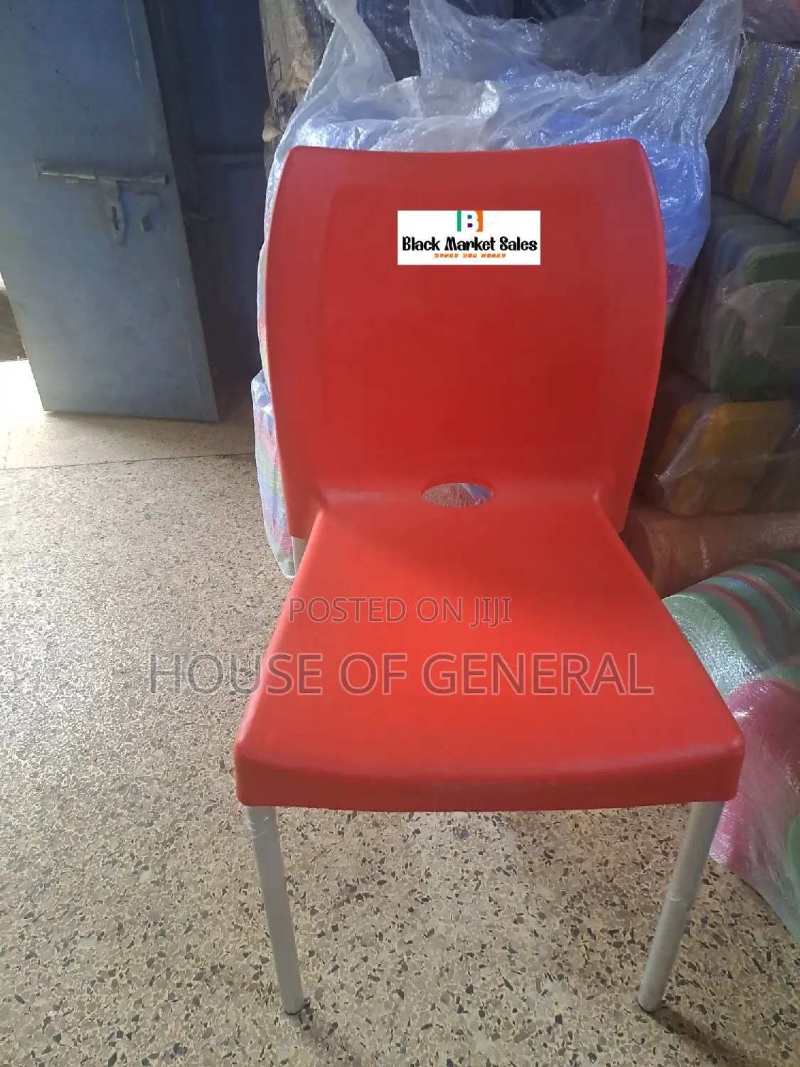 Relaxo Plastic Chair With Metal Tubing Legs