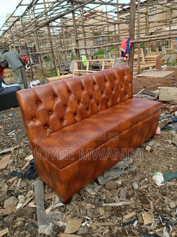 Restaurant Couch or Reception Seat. - thumbnail 3