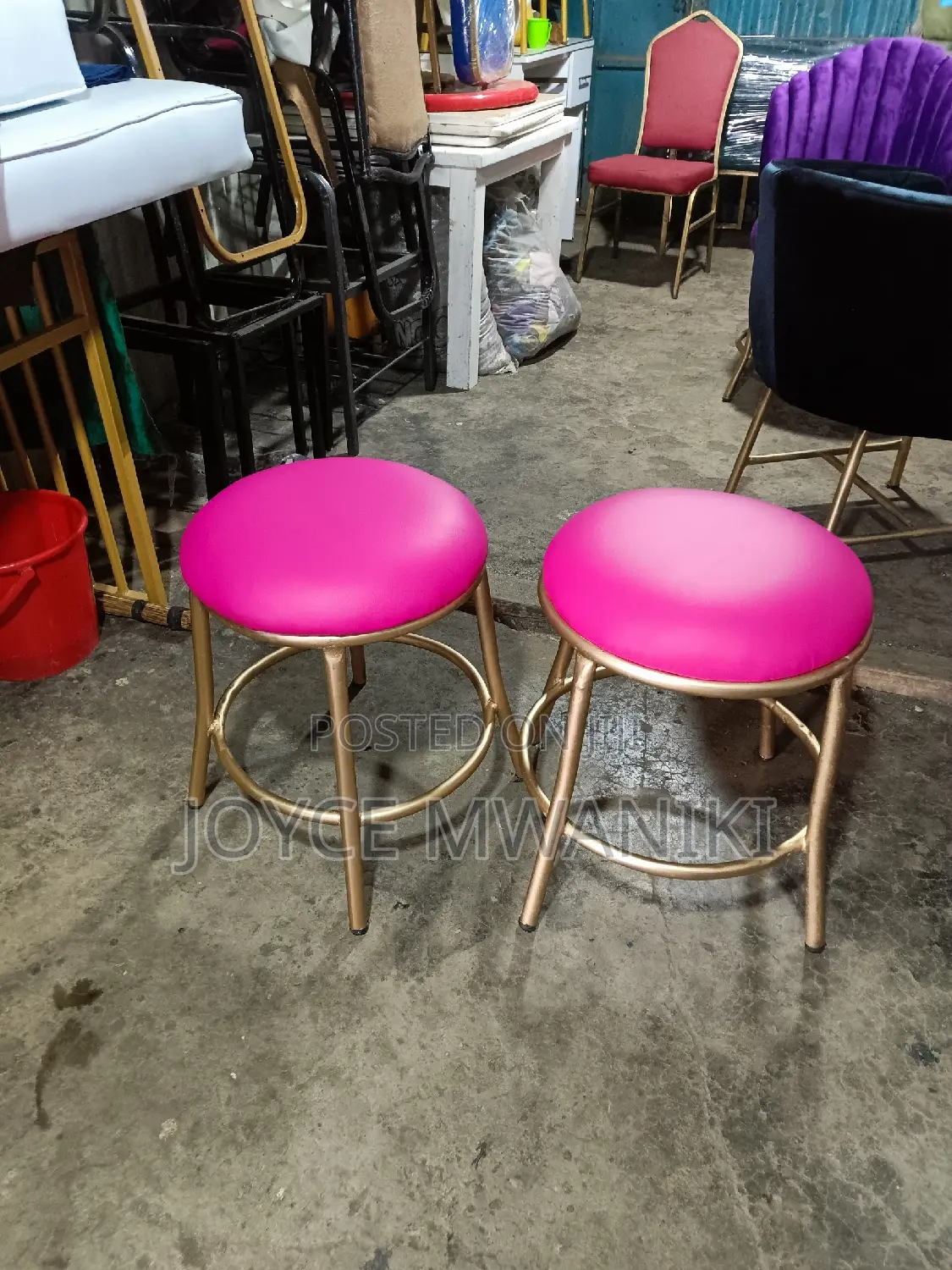 Pedicure Stools, Pink 