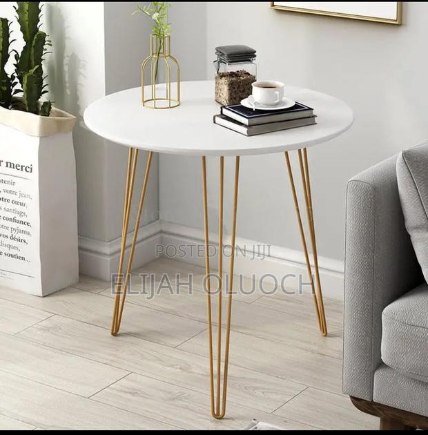 *High-End Luxurious and Simple Side Table - thumbnail 2