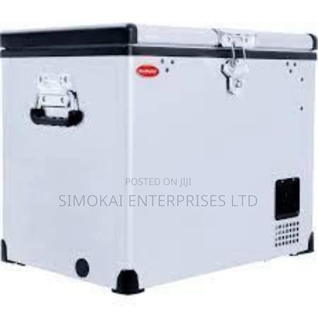 Snomaster 95l Portable Camping Fridge/Freezer Ac/Dc