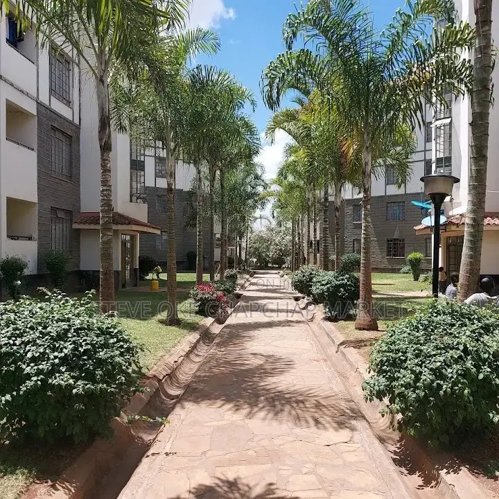 3bdrm Apartment in Sunset Boulevard, Athi River for sale