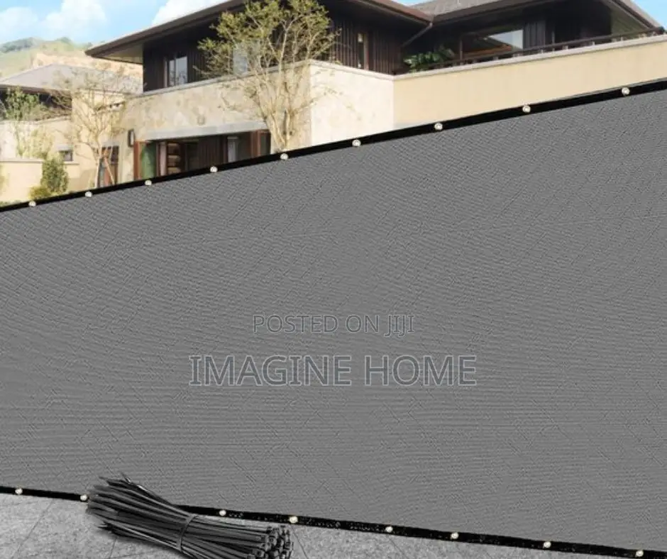 Balcony Privacy Shield/Dust Trap