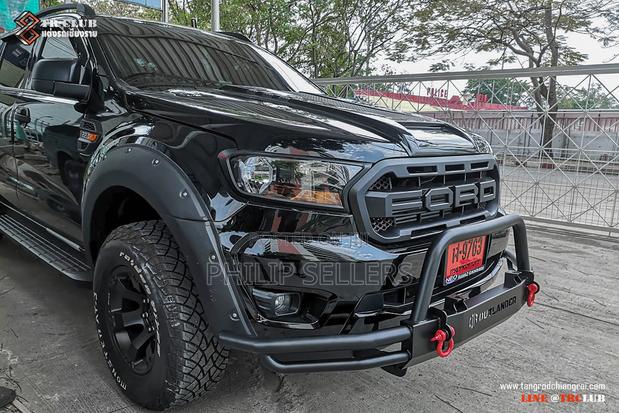 Double Cab Front Nudge Bar - thumbnail 4