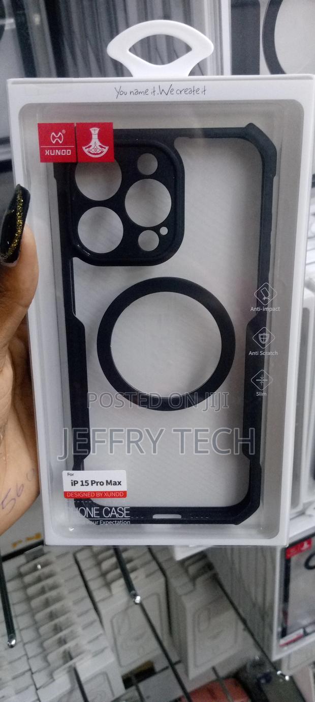 Xundo Airbag Magsafe Case for iPhone 15 Pro Max - main view