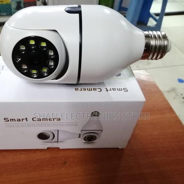 24x7 Continuous Recording Wireless PTZ Bulb Shape V380