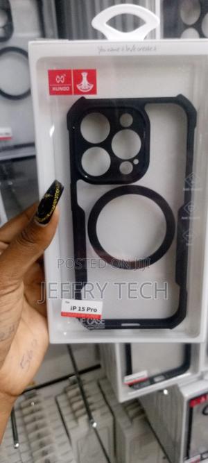 Xundo Armor iPhone 15 Pro Beatle Collection Case - thumbnail 2