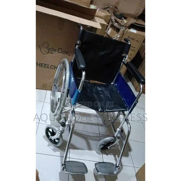 Wheel Chair. Heavy Duty