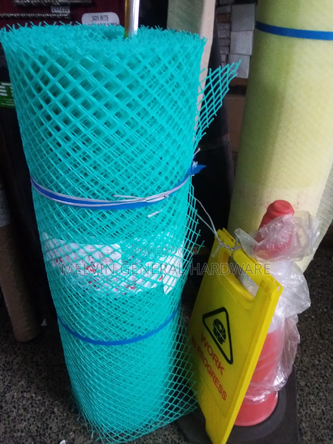 Light Blue Plastic Mesh 1m by 25m