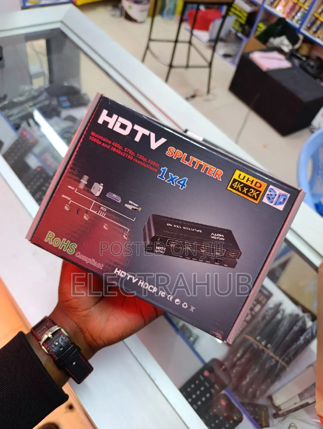 HDTV 1*4 Splitter New Sealed in a Shop