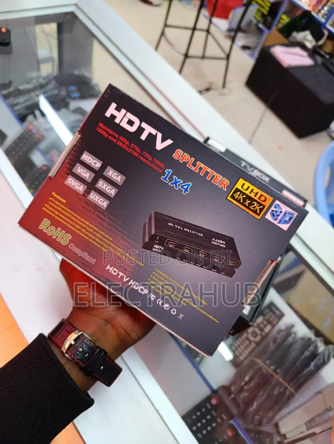 HDTV 1*4 Splitter New Sealed in a Shop
