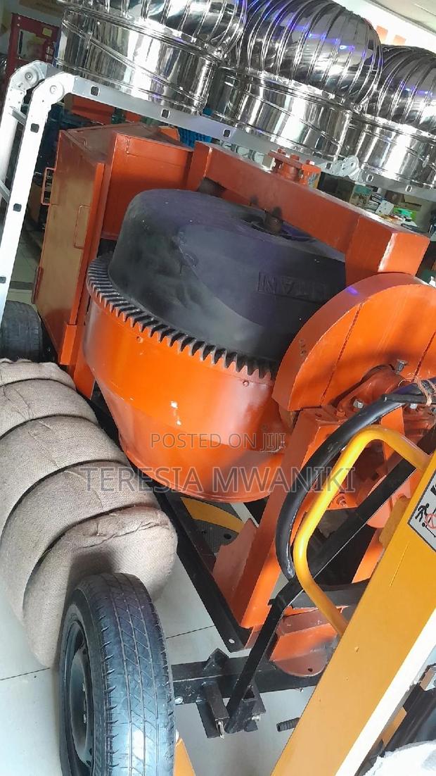 Titan Indian Concrete Mixers */Heavy Duty Concrete Mixer. - thumbnail 2