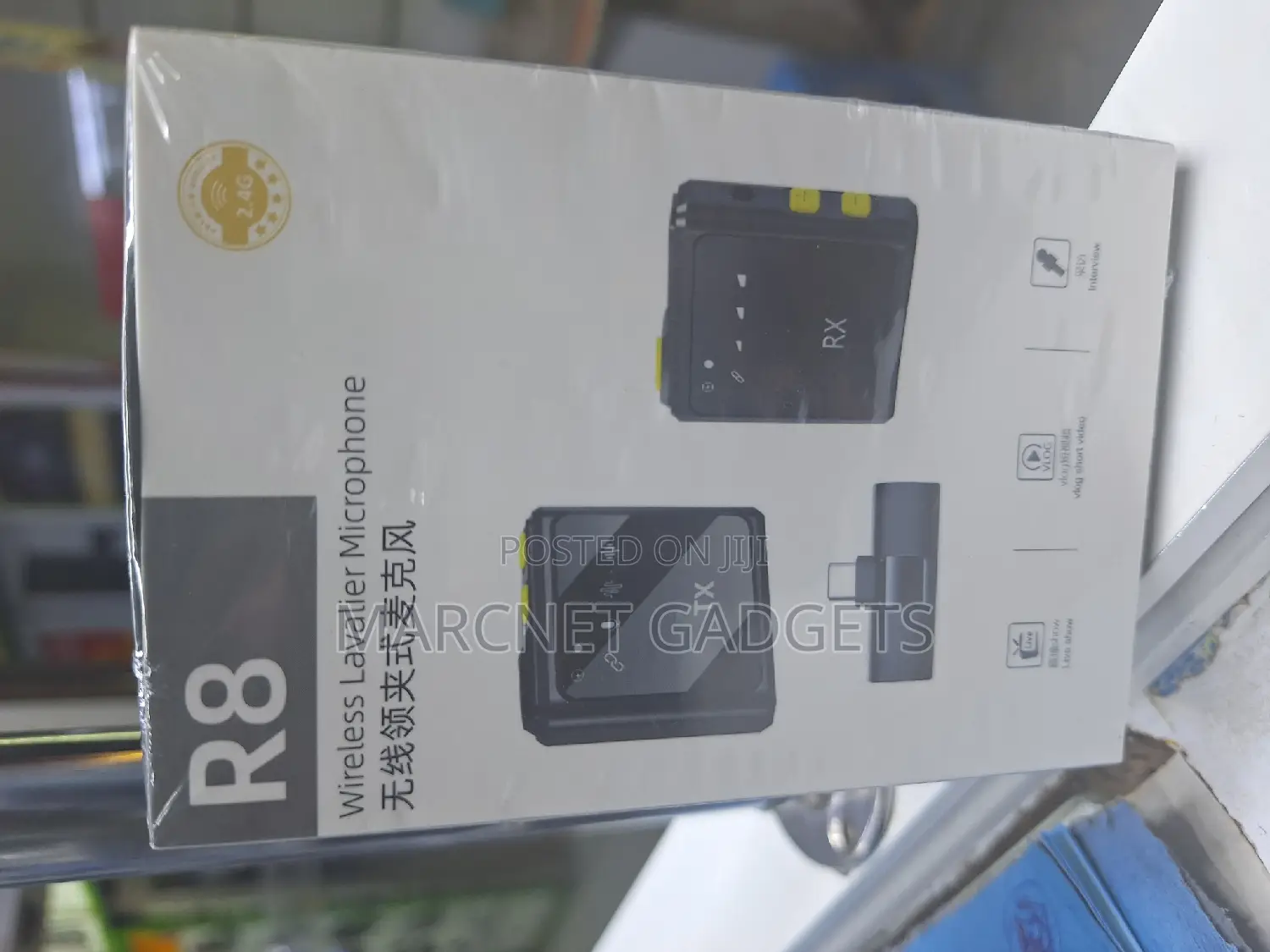 Long Range Noise Cancellatio R8 Wireless Lavelier Microphone