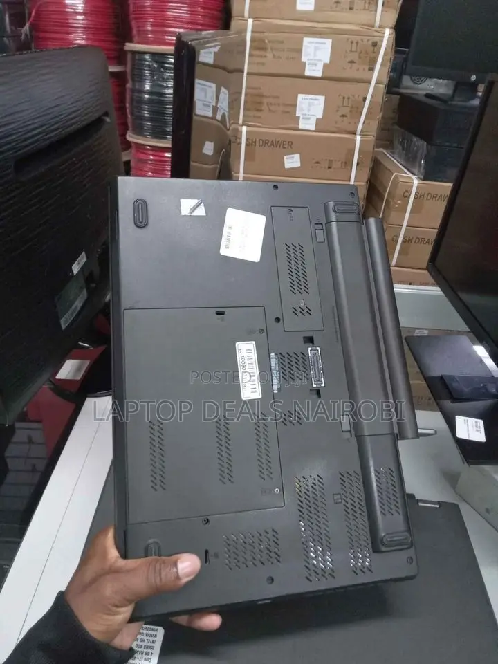 Laptop Lenovo ThinkPad W541 8GB Intel Core I5 SSD 256GB