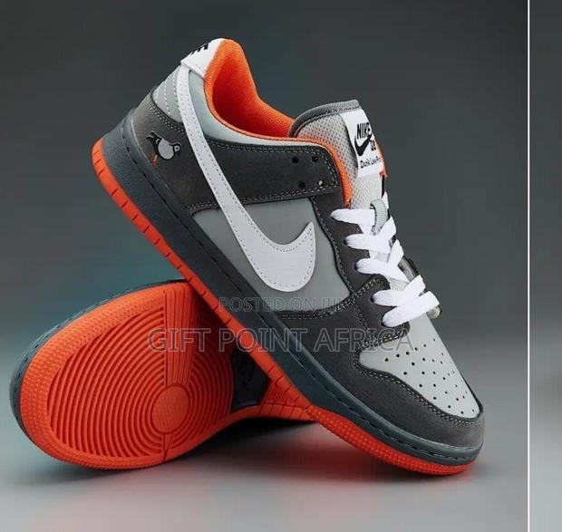 Nike SB Dunk Sneakers - thumbnail 2