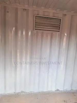 20ft Container Store And Store Man Office.