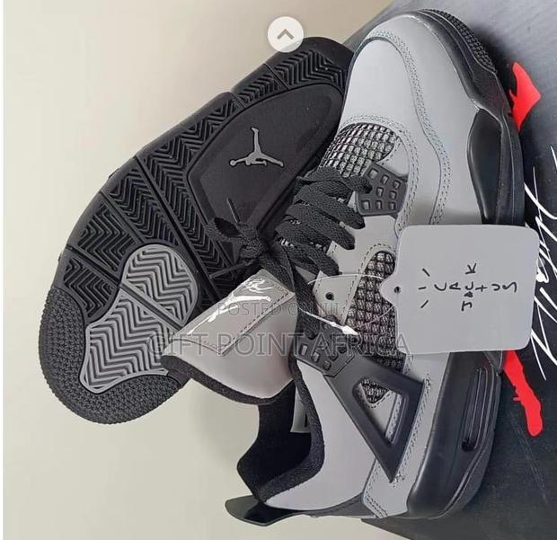 Air Jordan 4 Unisex Sneakers - thumbnail 3