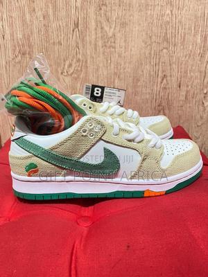 Nike SB Dunk Sneakers - thumbnail 2