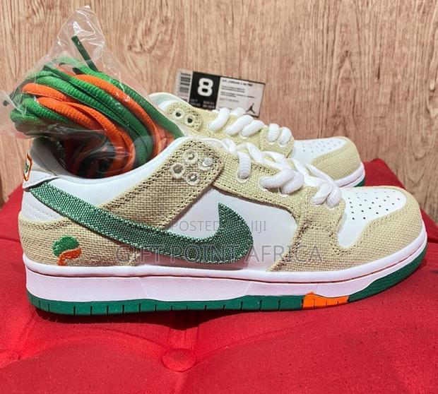 Nike SB Dunk Sneakers - thumbnail 3