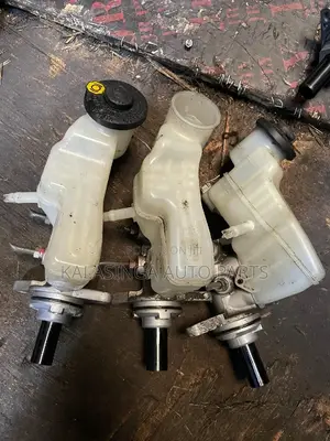 Probox 2015 Master Cylinder