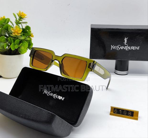Balmain Sunglasses - thumbnail 2