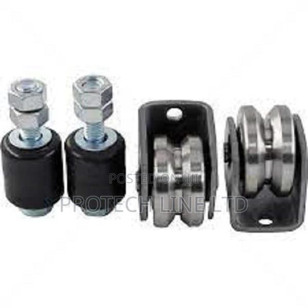 Heavy Duty Gate Rollers for Sliding Gates. - thumbnail 3