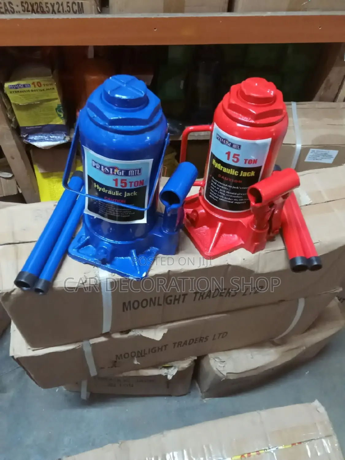 Red or Blue Hydraulic Jack