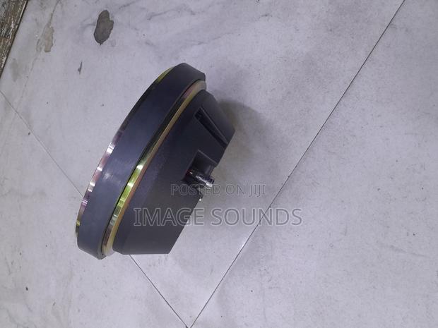 44xt Tweeter With Flayer - main view