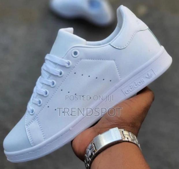 Adidas Sneakers - thumbnail 2