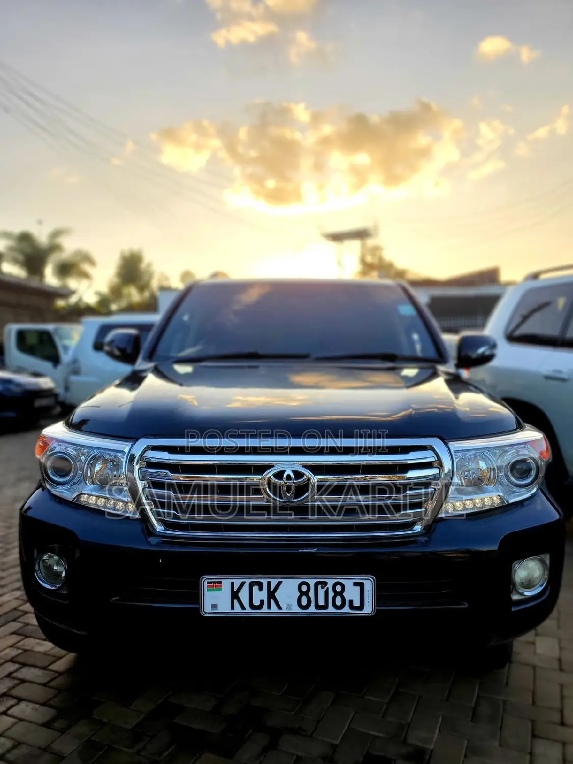 Toyota Land Cruiser 2010 Black
