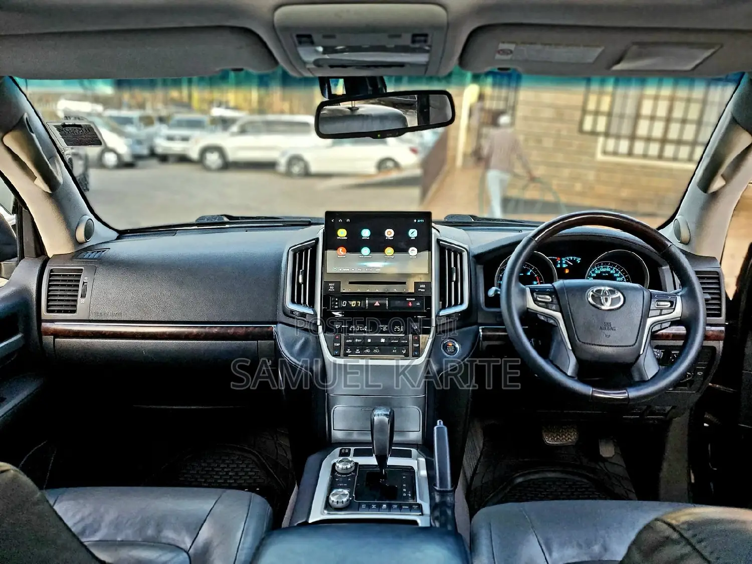 Toyota Land Cruiser 2010 Black