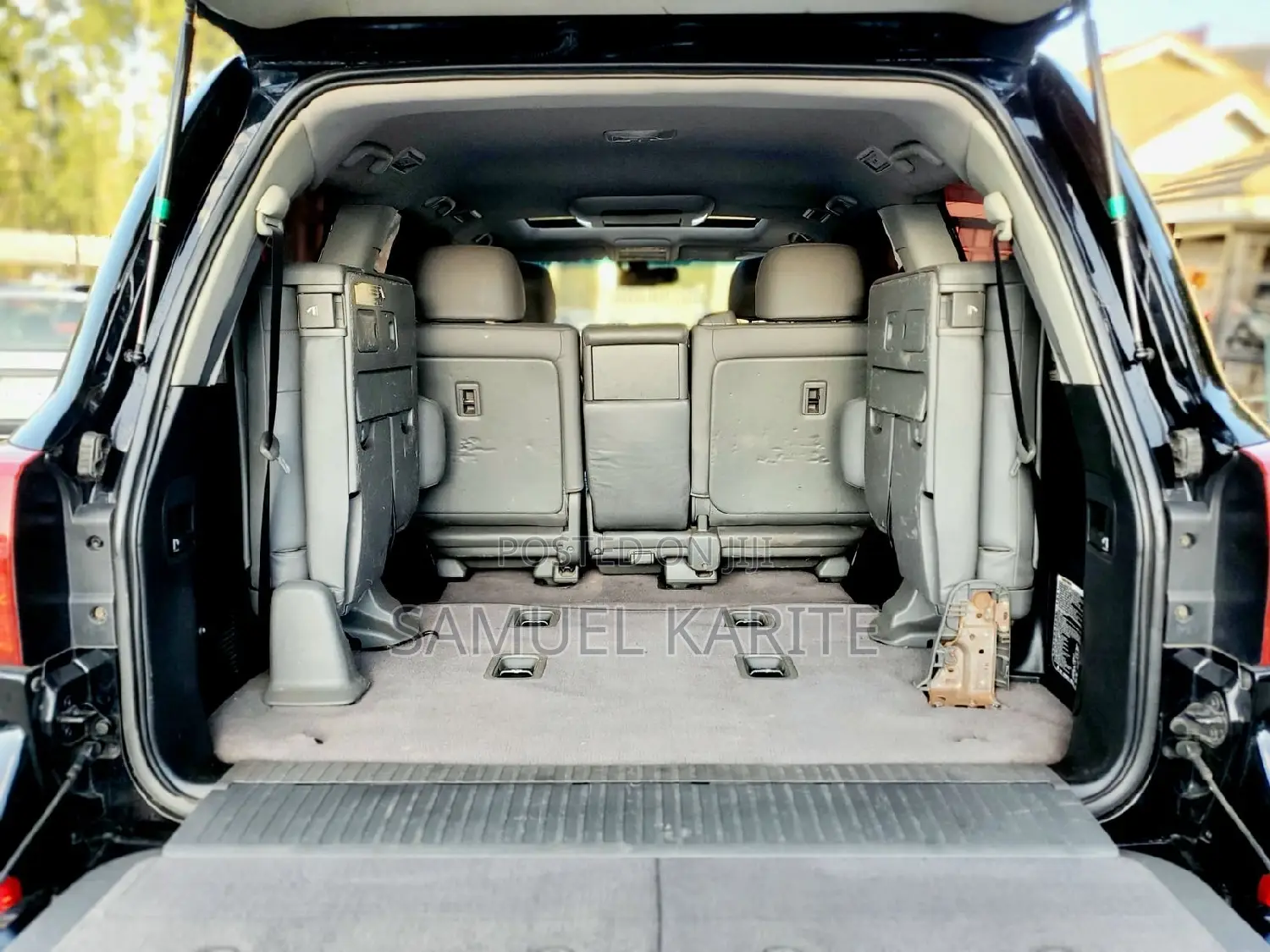 Toyota Land Cruiser 2010 Black