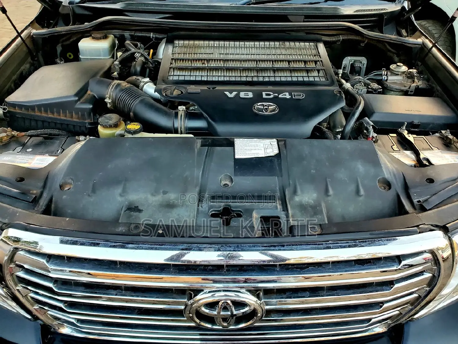 Toyota Land Cruiser 2010 Black