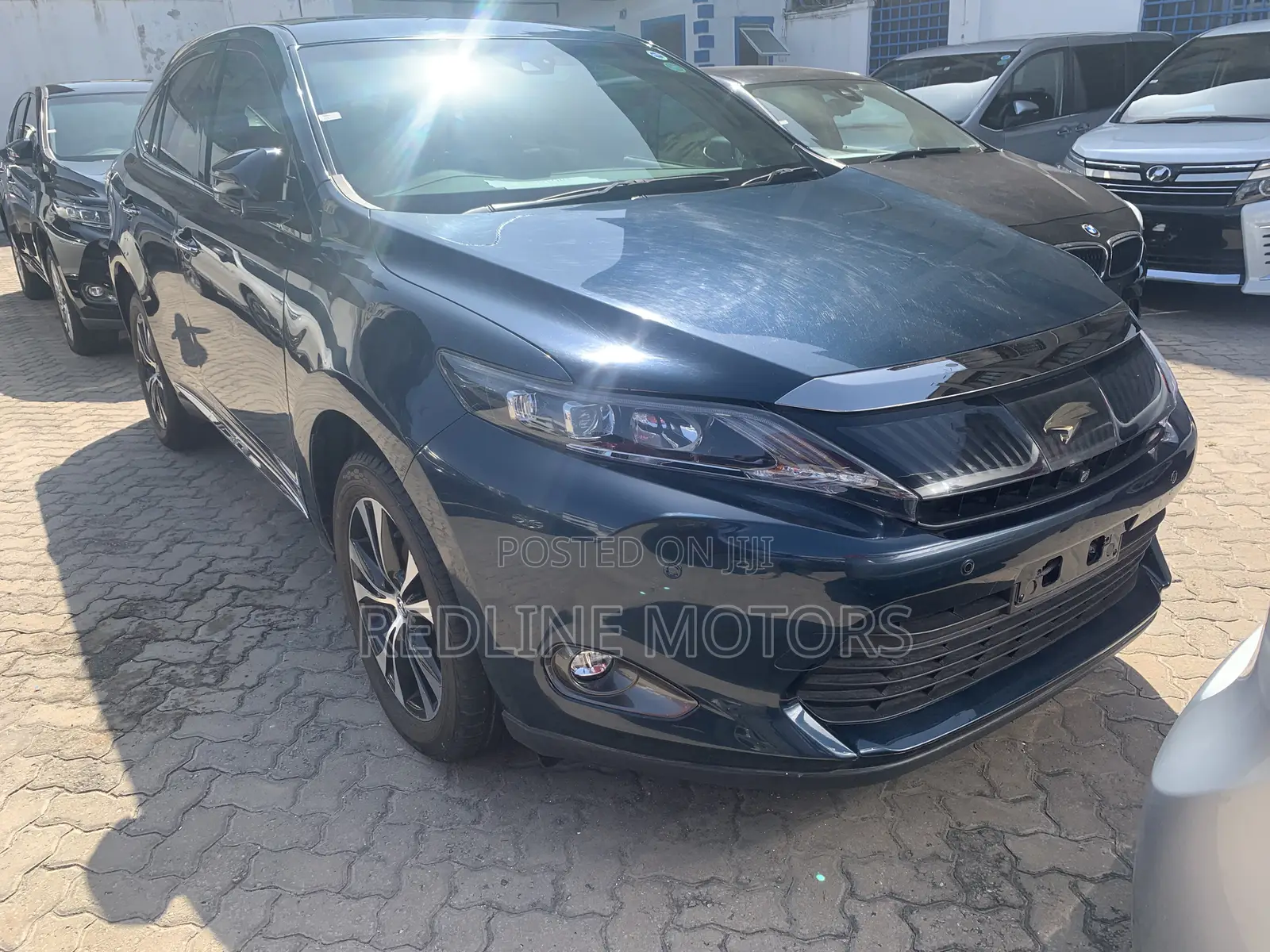 Toyota Harrier 2.0 4WD 2016 Purple