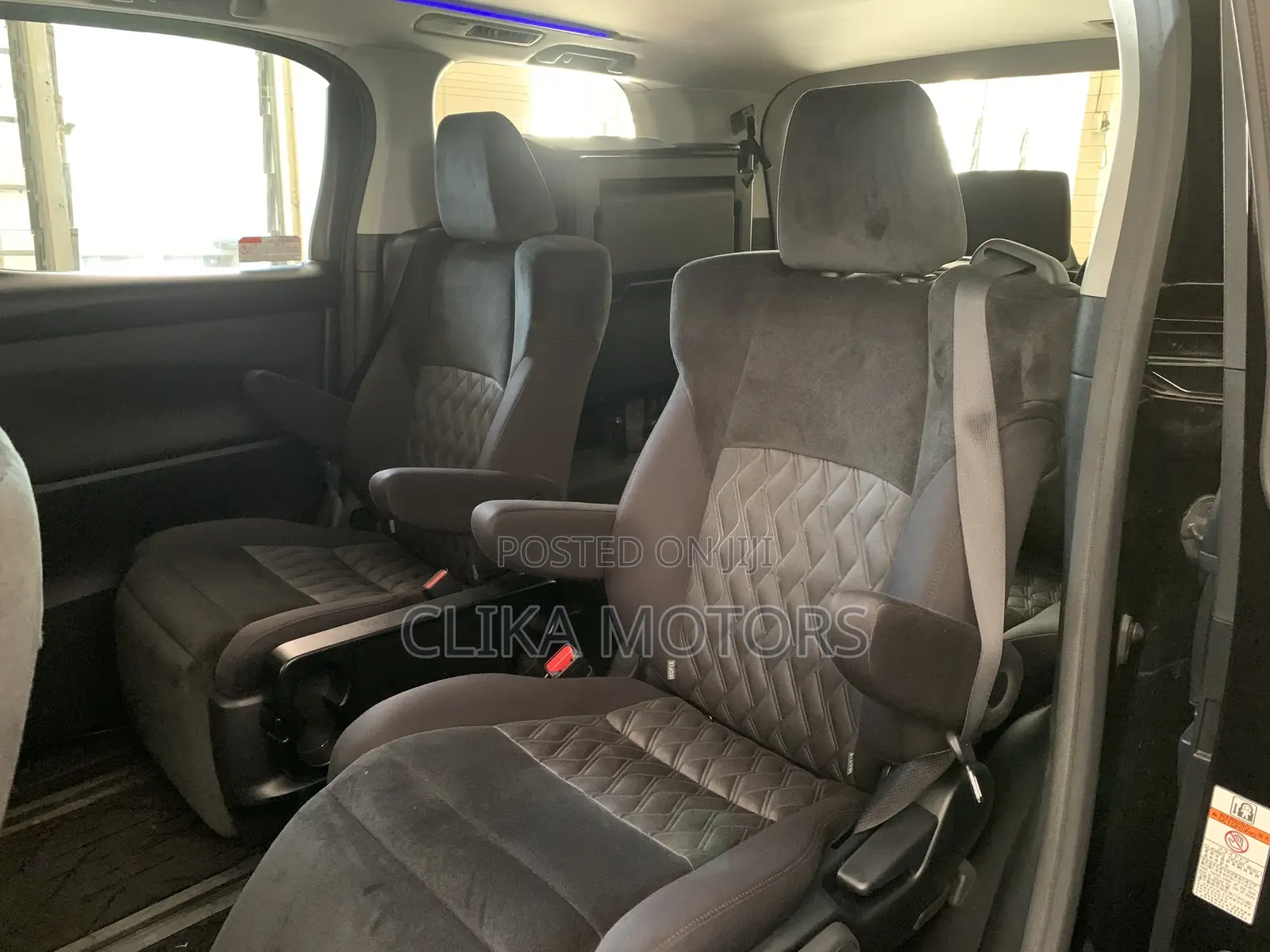 Toyota Alphard 2018 Black