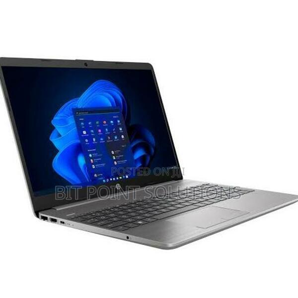 New Laptop HP 250 G10 8GB Intel Core i5 SSD 512GB - main view