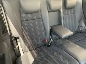 Honda Vezel 1.5 Hybrid 4WD 2017 Green