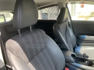 Honda Vezel 1.5 Hybrid 4WD 2017 Green