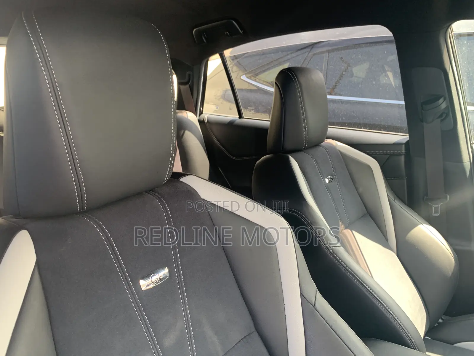 Toyota Harrier 2.5 Hybrid 4WD 2017 Purple