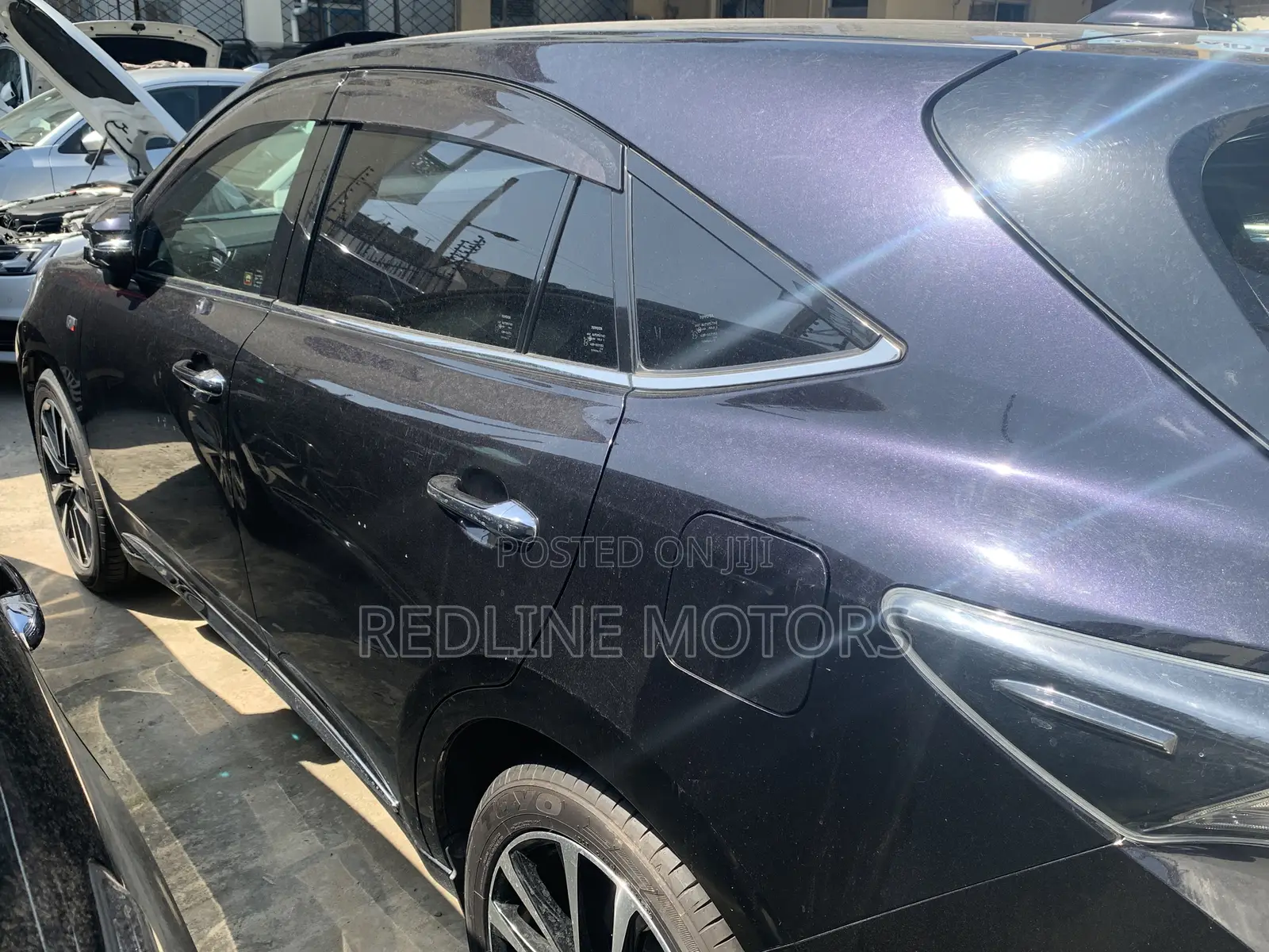 Toyota Harrier 2.5 Hybrid 4WD 2017 Purple