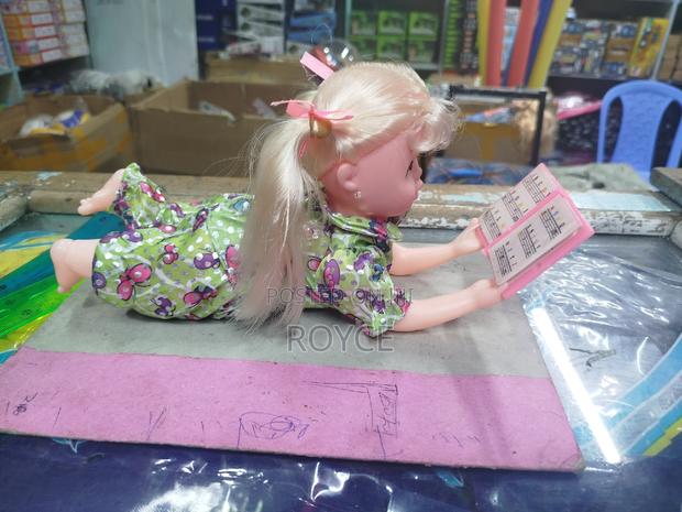 Reading Baby Doll - thumbnail 3