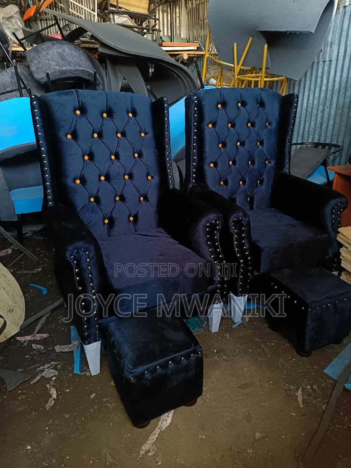 Pedicure Seats Puffs, Black. 