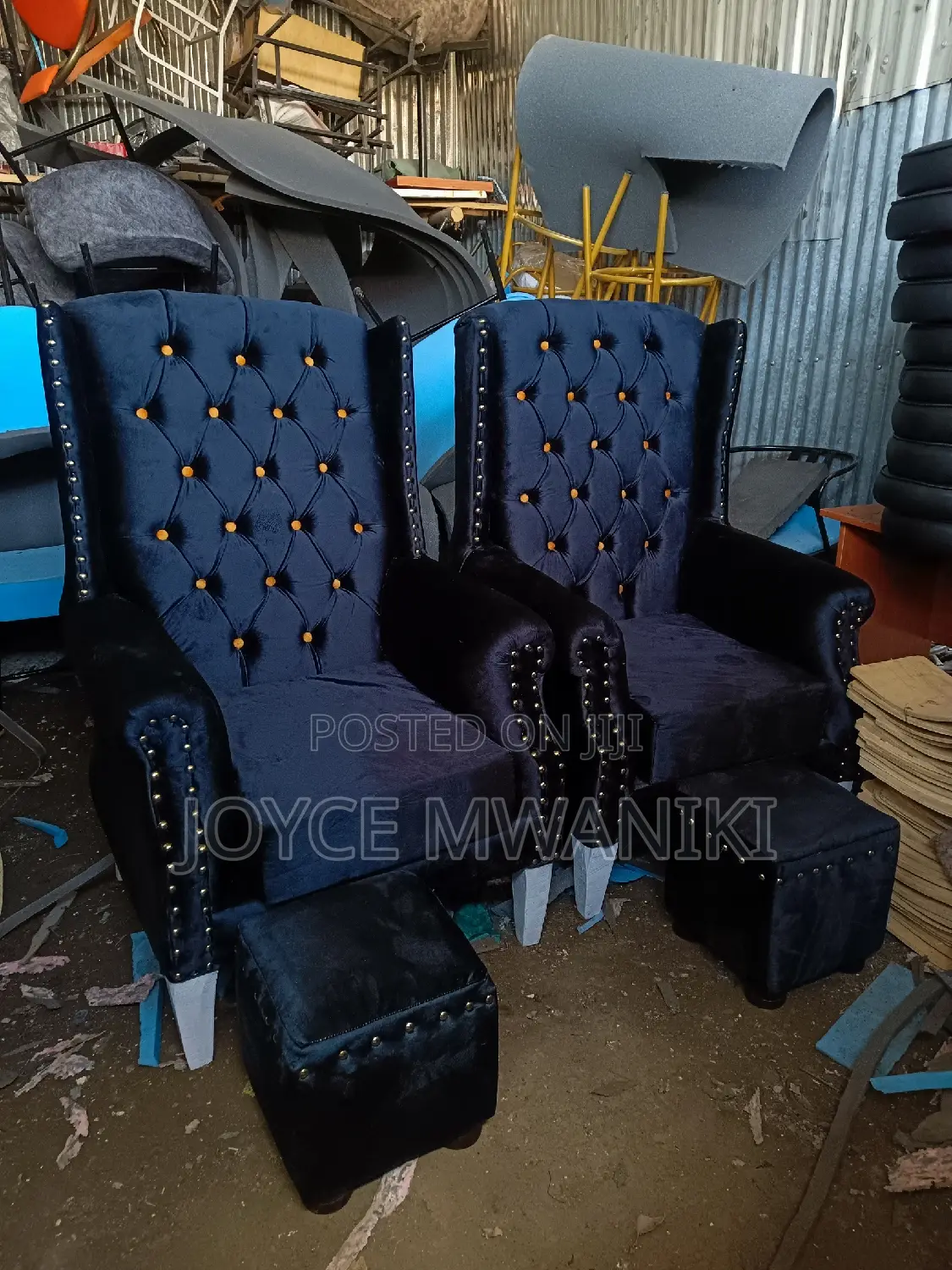 Pedicure Seats Puffs, Black. 