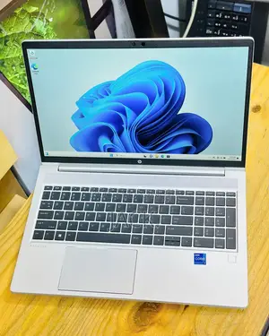 Laptop HP ProBook 450 G9 8GB Intel Core I5 SSD 512GB