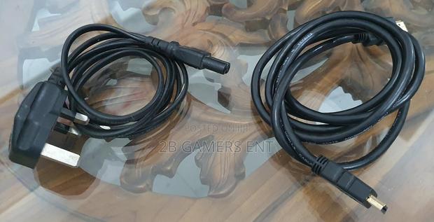 Xbox 1 X 1TB - thumbnail 3