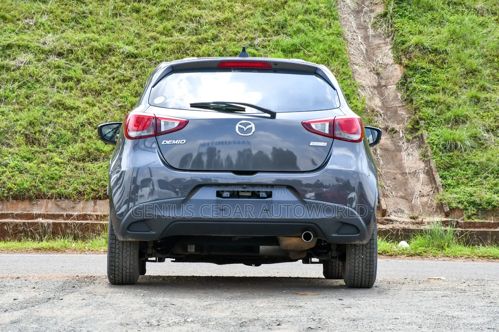 Mazda Demio 2017 Gray