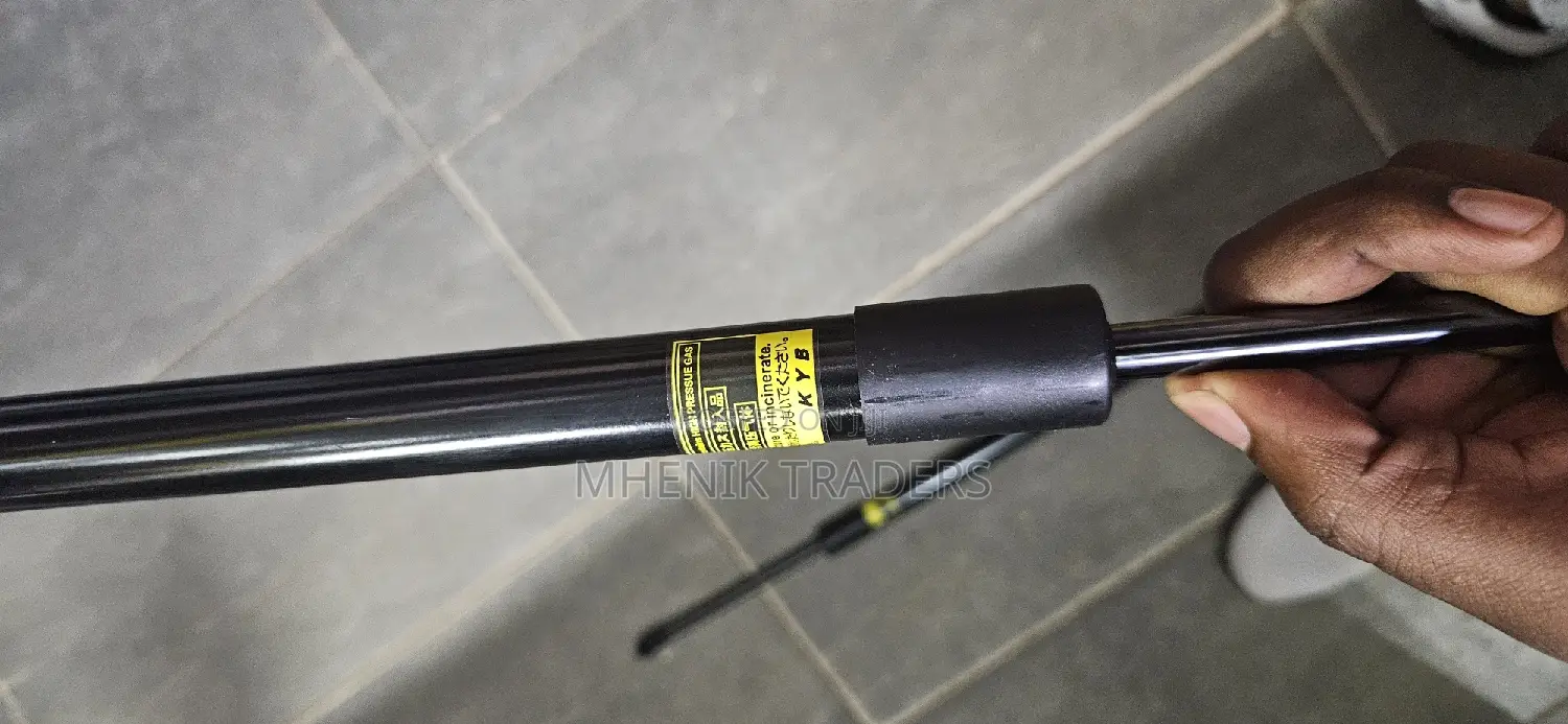 Harrier 2015 Manual Boot Shocks